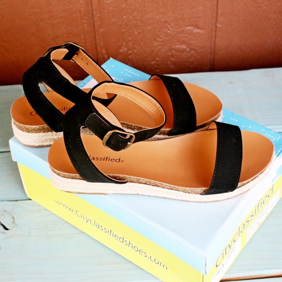 City Classified Tacoma Espadrille Sandals Black - Picture 3 of 4